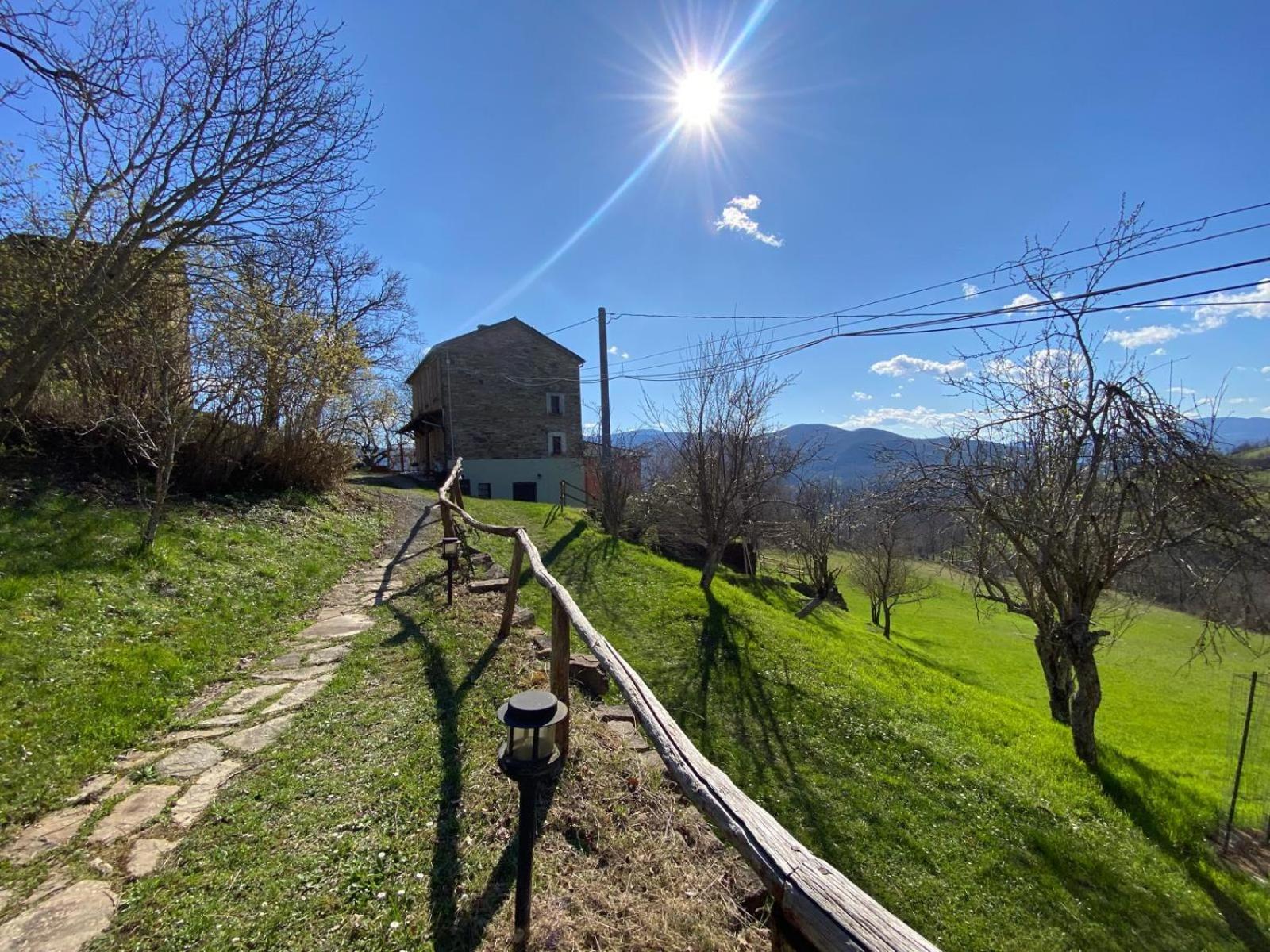La Lupa E L'Orso Bed and Breakfast Berceto Exteriör bild