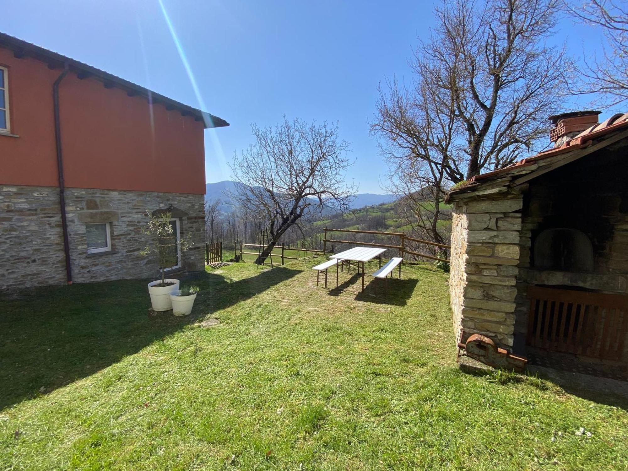 La Lupa E L'Orso Bed and Breakfast Berceto Exteriör bild
